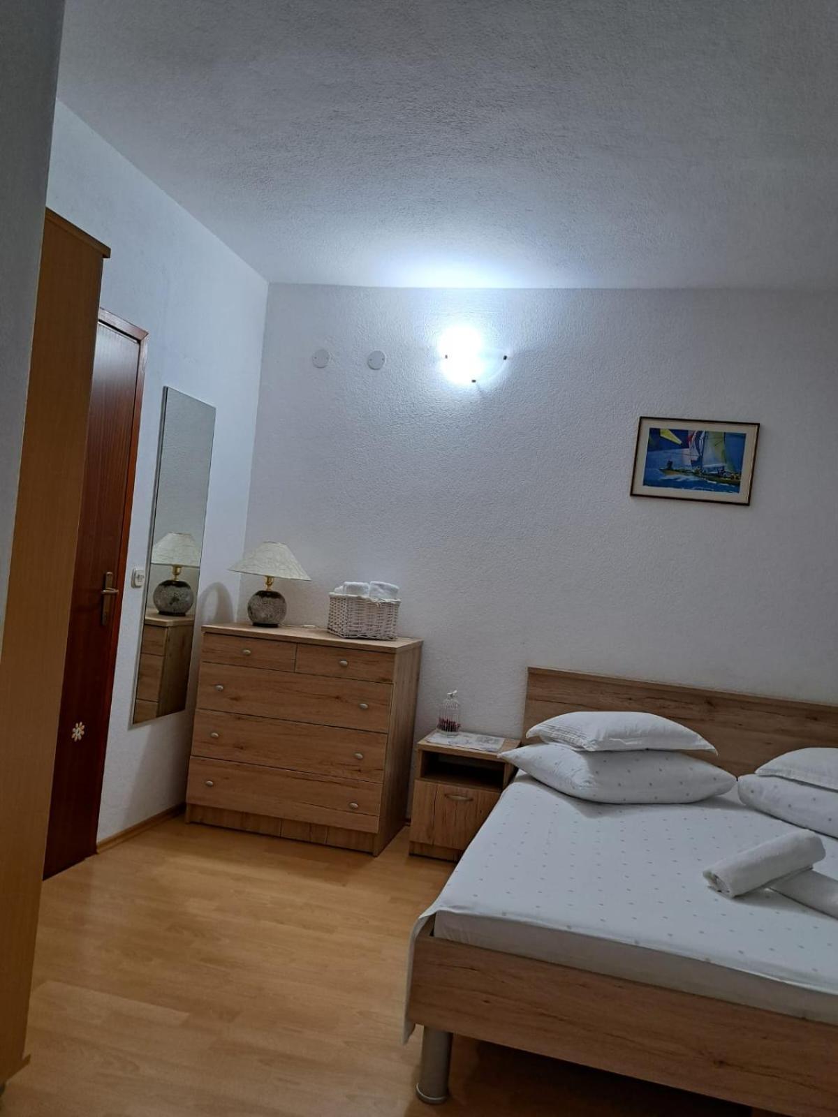 Apartments Garac Dugi Rat Dış mekan fotoğraf