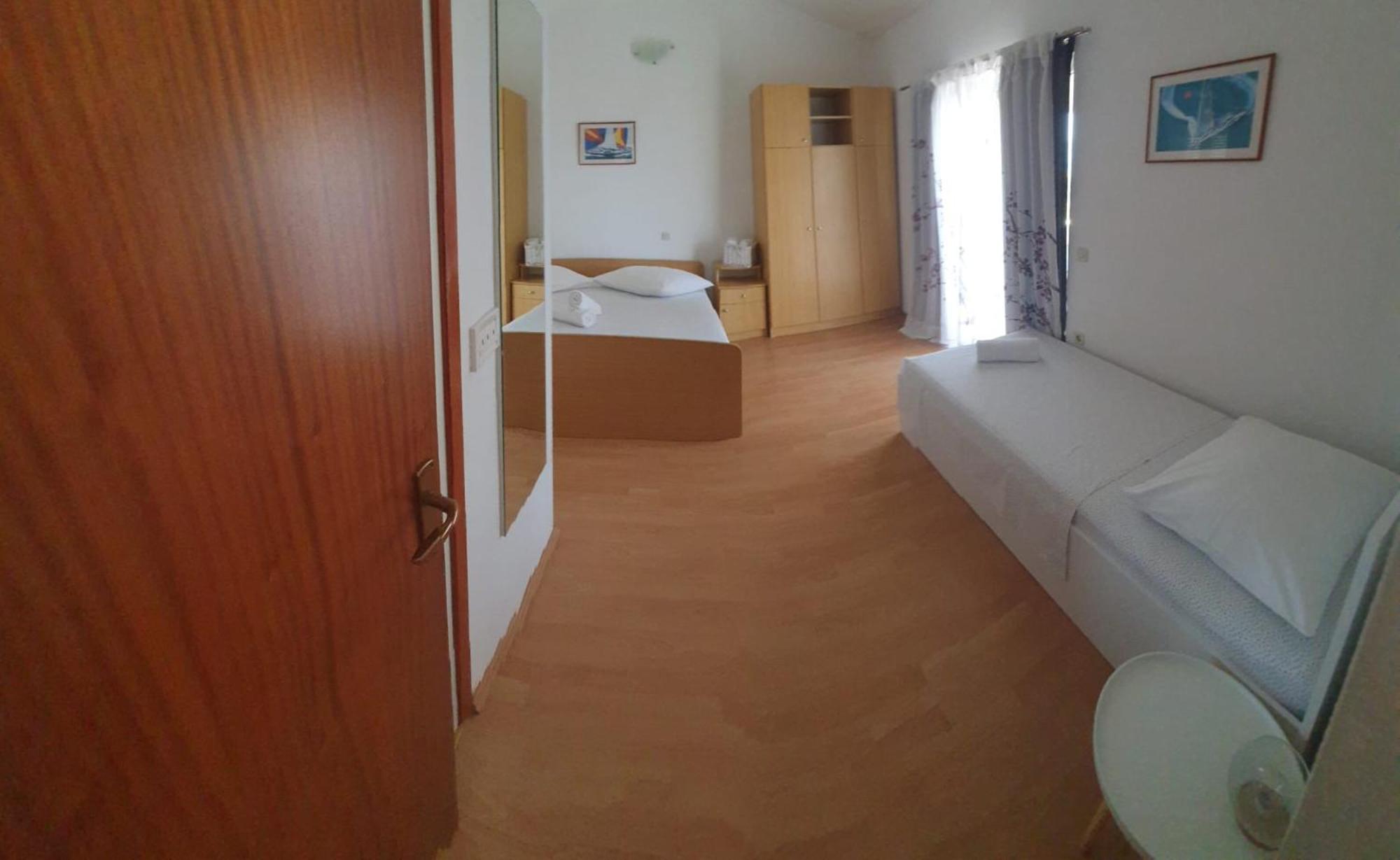 Apartments Garac Dugi Rat Dış mekan fotoğraf
