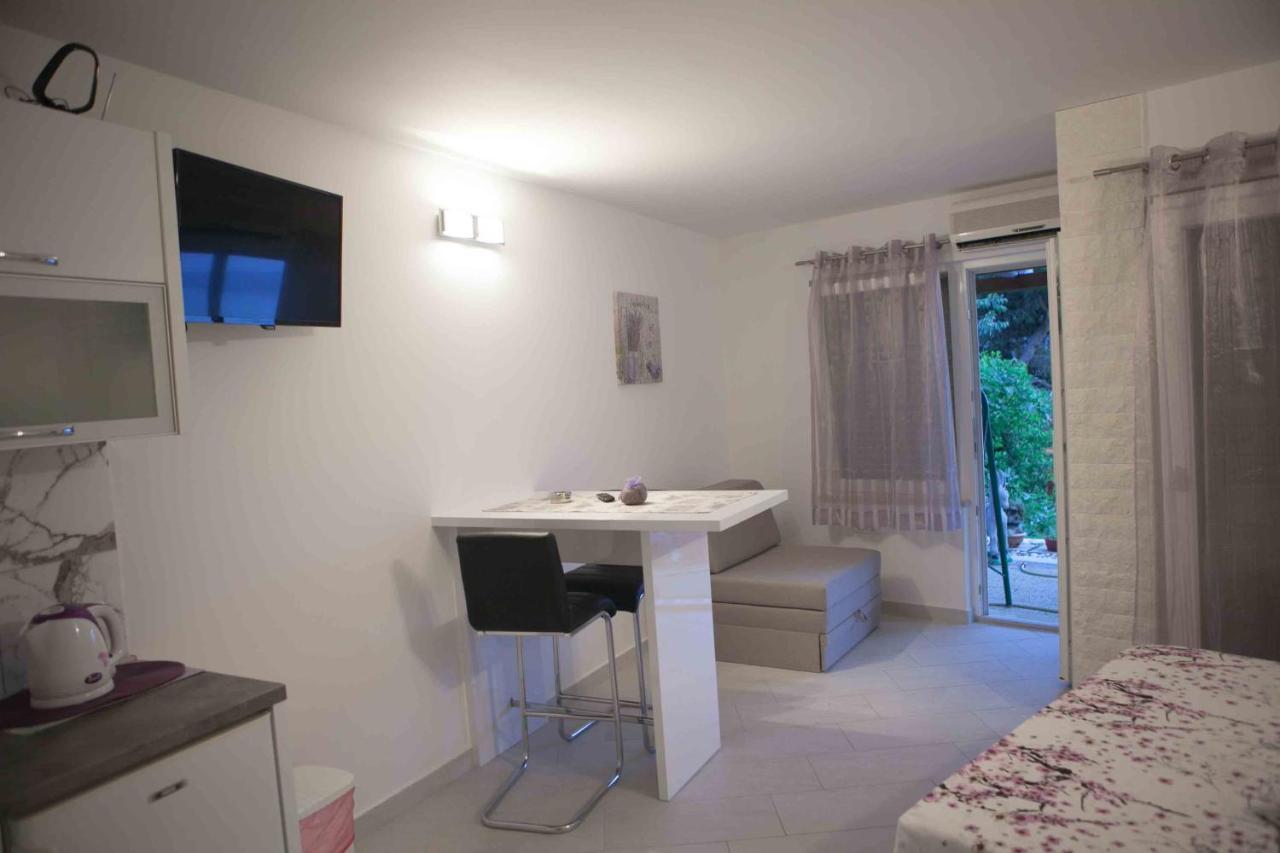 Apartments Garac Dugi Rat Dış mekan fotoğraf