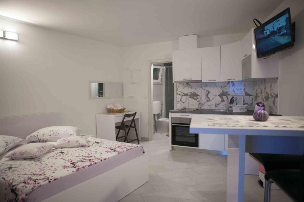 Apartments Garac Dugi Rat Dış mekan fotoğraf